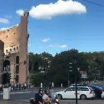 Delightful Apartment 100 Meters From The Colosseum