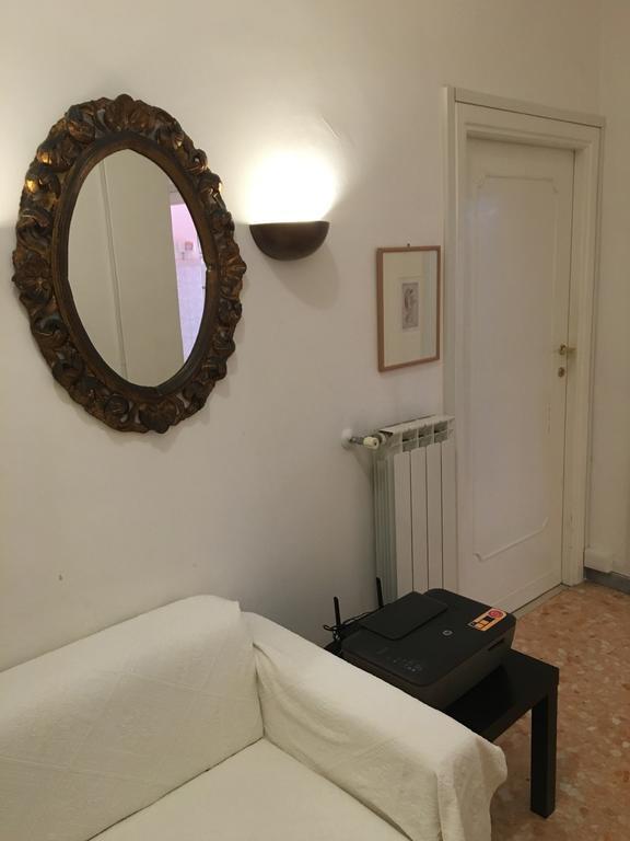 Appartamento Delightful 100 Meters From The Colosseum