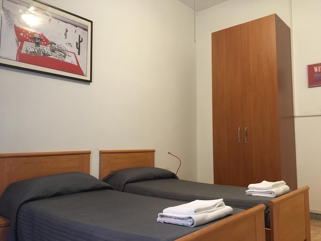 Delightful 100 Meters From The Colosseum Roma
