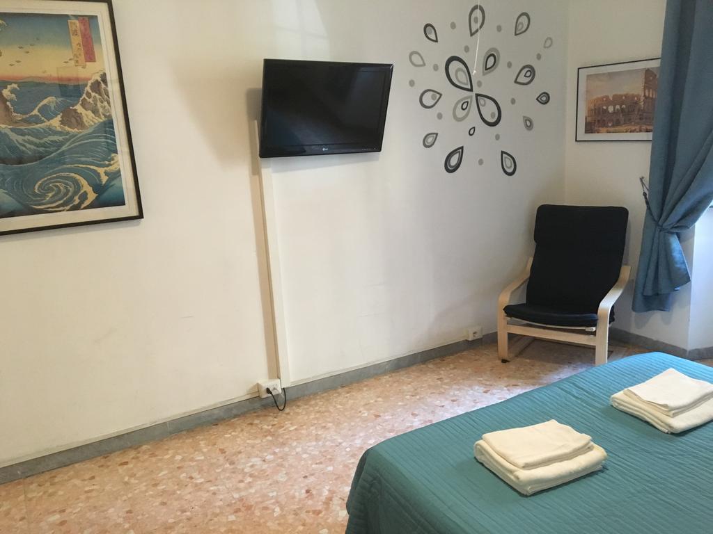 Appartamento Delightful 100 Meters From The Colosseum Roma